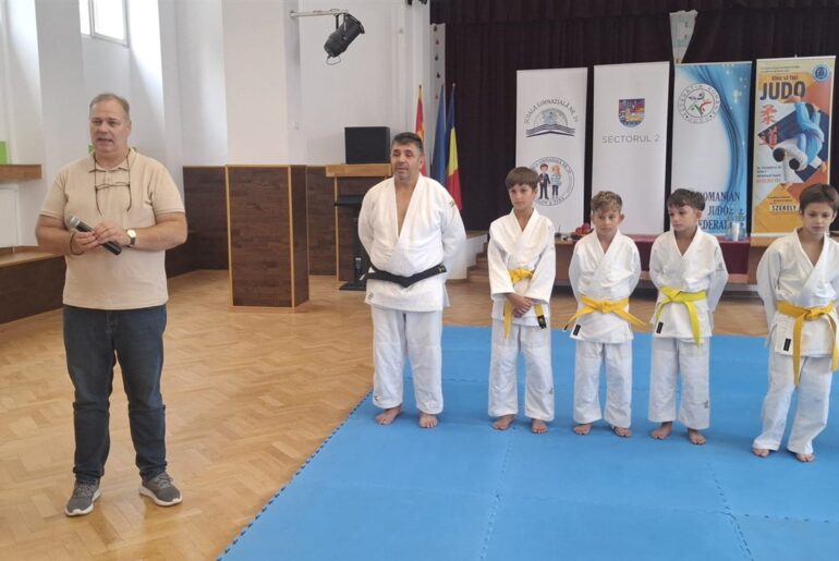 Deschiderea actiunii de promovare a judo-ului la Scoala Gimnaziala nr. 39 din Sectorul 2 Bucuresti